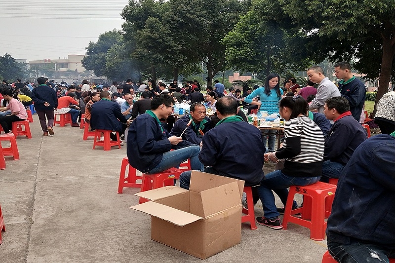 太阳集团8722网站
印刷每年组织烧烤活动